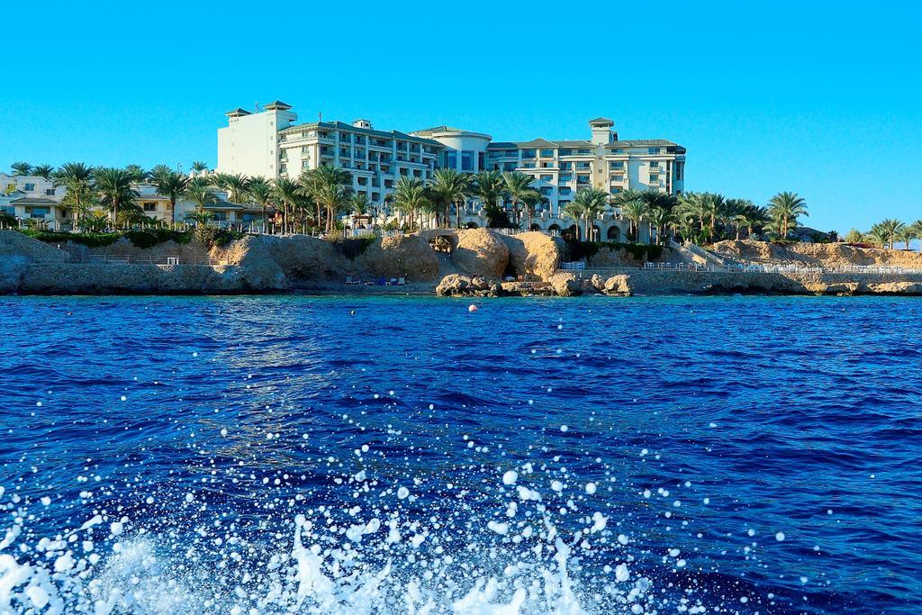 Stella Di Mare Beach Hotel & Spa Sharm el-Sheikh Luaran gambar View of the hotel from the sea